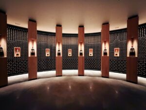 biblioteca de vinhos da Almaviva com safras históricas